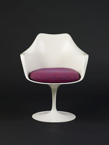 Tulip Chair by Eero Saarinen | Free Photo - rawpixel