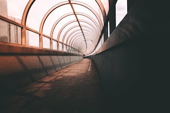 Tunnel Urban Path
