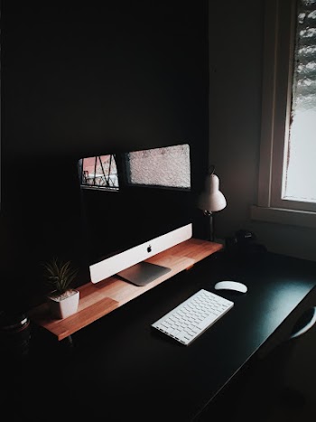 Turned-off Silver Imac