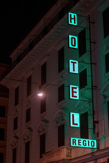 Turned-on Hotel Regio Signage