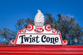 Twist Cone ice cream sign, Route 281,… | Free public domain photo