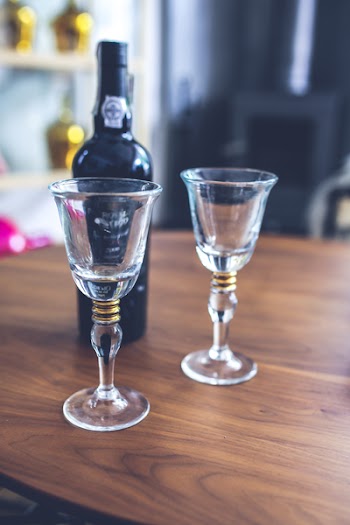 Two wine glasses &amp; bottle