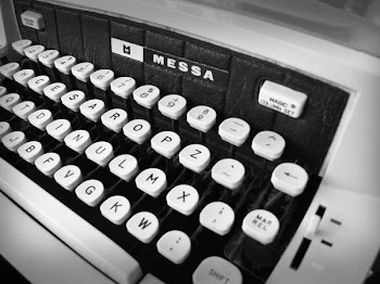 typewriter.jpg