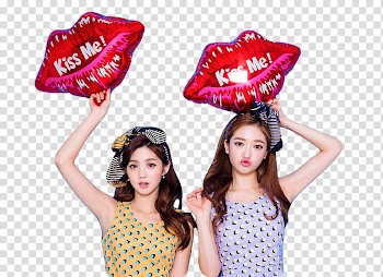 Ulzzang Couple, woman holding lips balloon transparent background PNG clipart