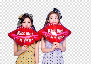 Ulzzang Couple, women holding lips balloons transparent background PNG clipart