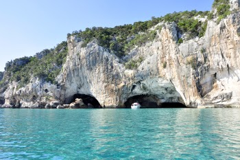 Underwater Cave