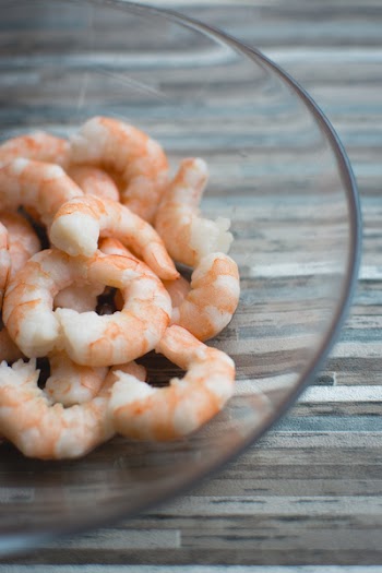 Unfrozen peeled shrimp 