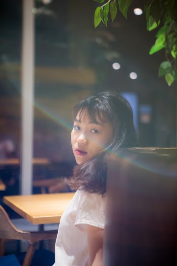 Unknown Celebrity in White Top