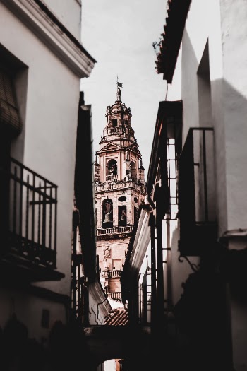 Unsplash ID 0Upr3UzSZLQ