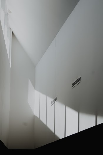 Unsplash ID 1tq5ryTMT3Y