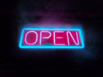 Unsplash ID 1YezU5uMjLw
