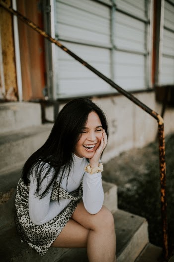 Unsplash ID 2_eY1XOjzwE