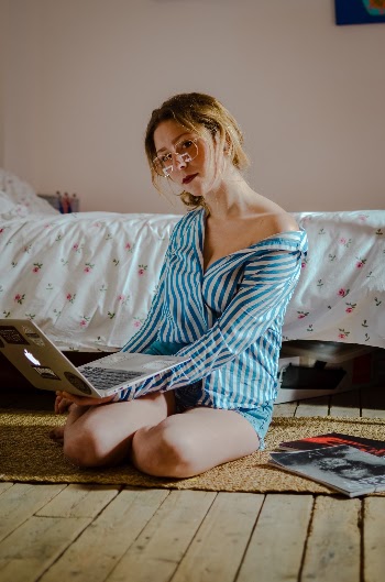 Unsplash ID 2_LOHbQ4sN8