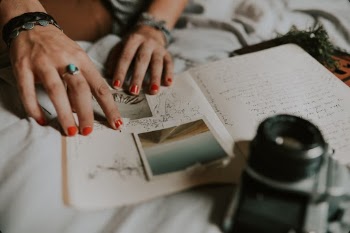 Unsplash ID 2Jv5KvC45uc