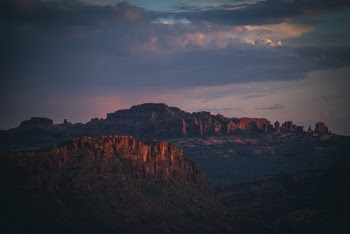 Unsplash ID 2oEvTYjMxI8
