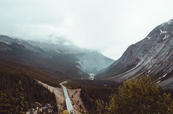 Unsplash ID 3g1azj0VWIg