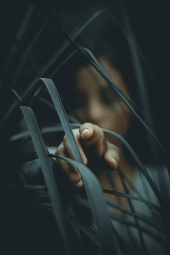 Unsplash ID 4eOeMshC9cs