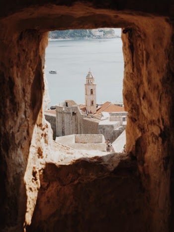 Unsplash ID 4hphqdcE86s
