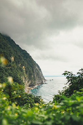 Unsplash ID 4IDiM88FRKo