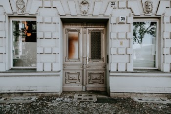 Unsplash ID 4mZQFBzJuaA