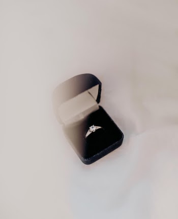 Unsplash ID 5CX-o6oOb9o