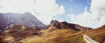 Unsplash ID 7Z1JxRluuN0