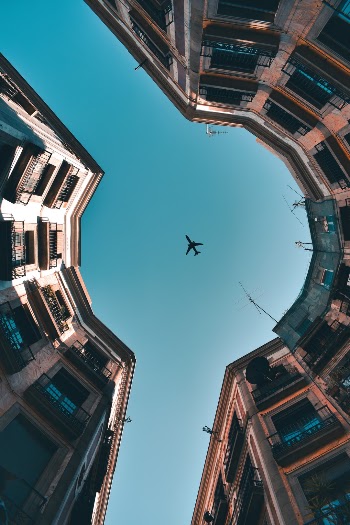 Unsplash ID 8N487GG70TY