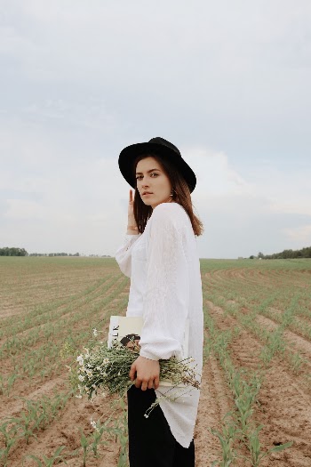 Unsplash ID 8V61ORZxH1w