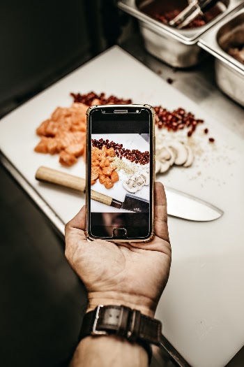 Unsplash ID 8WbeydChgQA