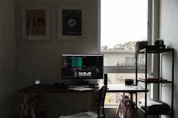 Unsplash ID ADxOq184yk8