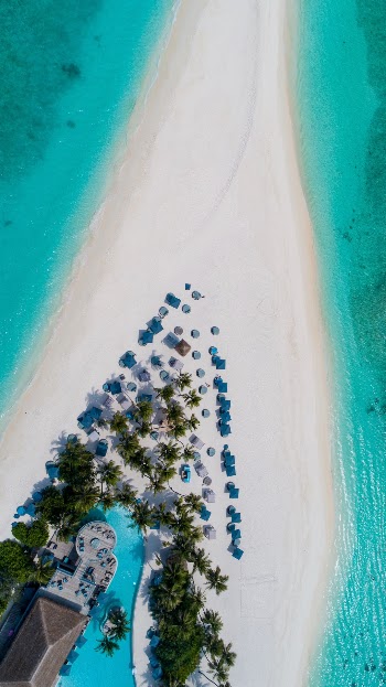 Unsplash ID AhgCuXq5zR0