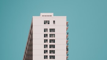 Unsplash ID Aj4EEGzXqoU