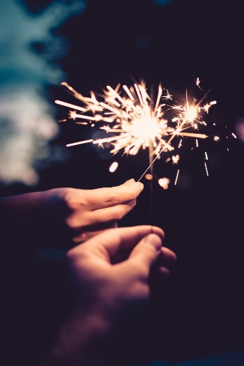 Unsplash ID AQqHIWZvdfg