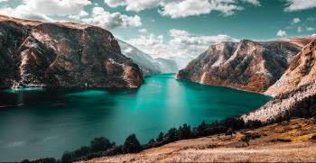 Unsplash ID ARVFsI-32Uk