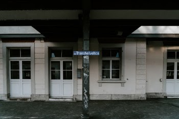 Unsplash ID AScfCG1mqtM