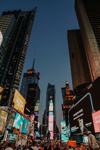 Unsplash ID ATzptYbFTgw