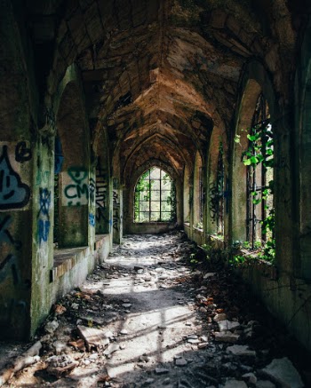 Unsplash ID B2Eiil2Y0lo