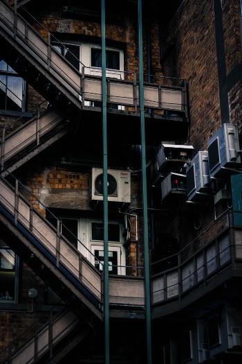 Unsplash ID b3RlE7shLgw