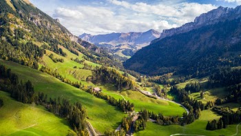 Unsplash ID BbwYJ36B2aw