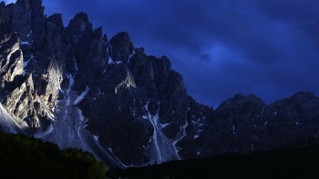 Unsplash ID Bl8Mix2HU3I