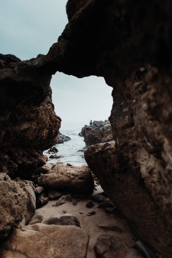 Unsplash ID bmHeEtjpidI