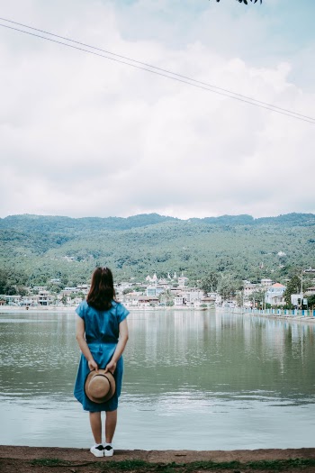 Unsplash ID bmuI1wd4wys