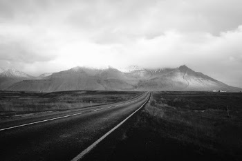 Unsplash ID bUdM4u1mGIU