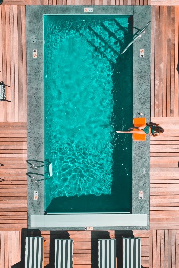 Unsplash ID bWijQI4v0dM