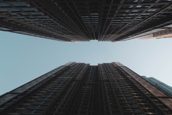 Unsplash ID c2E2LMAgFIg