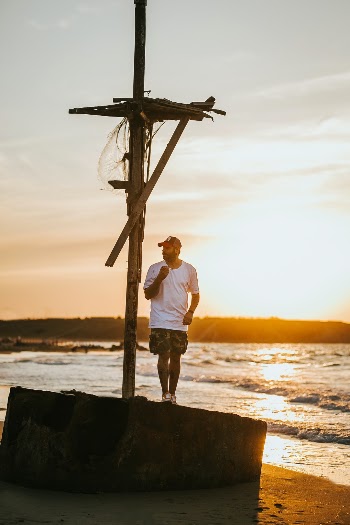 Unsplash ID C8SgS3uK3Bg