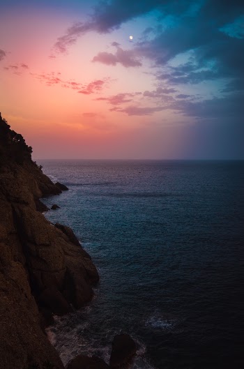 Unsplash ID CA5mR_jecac