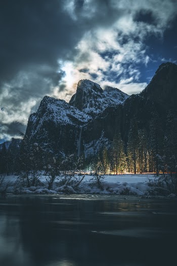 Unsplash ID CN_42yx-2Xo