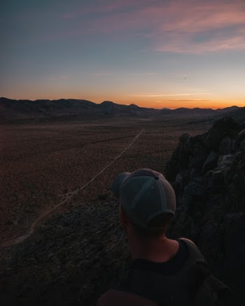 Unsplash ID cSGM3XghUuk