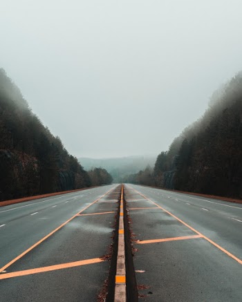 Unsplash ID dMhw3qFtO-w